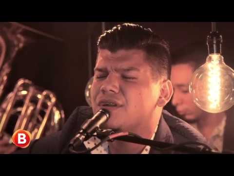 La Super Corona de Rafa Becerra - El Hombre De Tu Vida