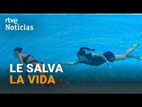 EN VIDEO: La nadadora que se hizo viral por su gran…