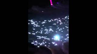 Imagine Dragons - Crowd shows respect