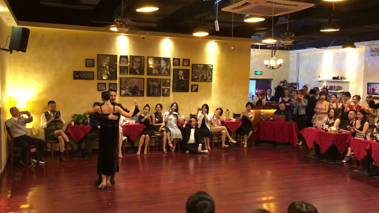 Dante Sánchez y Indira Hiayes