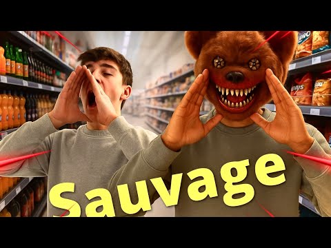 HURLER Dans les magasins Editions HALLOWEEN ! (Police + secu)🚨