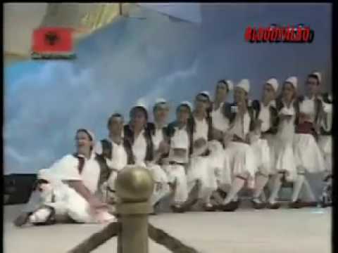 Albanian Folk Dance - Vallja e Burrave