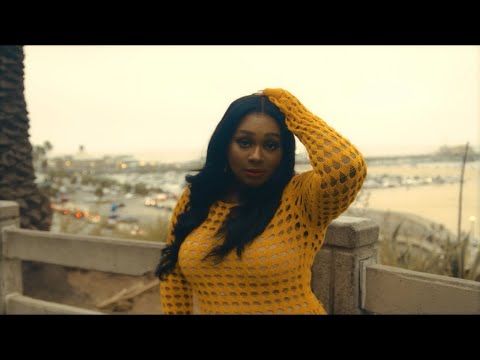 Lizzen - "Official" [Official Lyric Video]