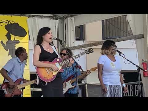 Shannon McNally: May 7, 2022 @ Lagniappe Stage, New Orleans Jazz & Heritage Festival(1)