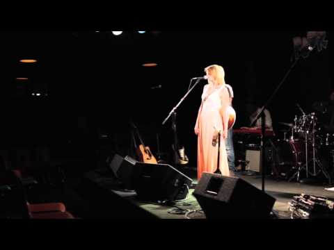 Katie Carroll "Paper Girl" - Poor Davids Pub