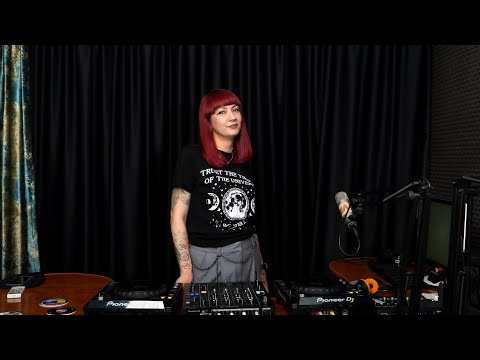 #DJane Deysa - guest set