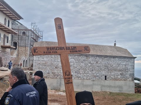 Părintele Iulian Prodromitul - marele duhovnic român - înmormântarea la Schitul Prodromu - Athos