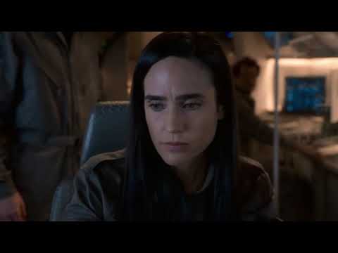 Big Alice docking Snowpiercer