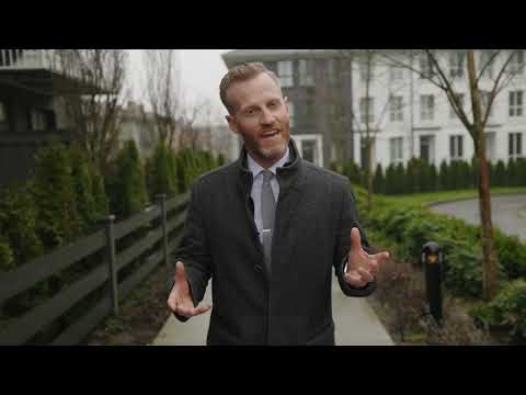 TOP FLOOR 2 BEDROOM CONDO BY MOSAIC IN GUILDFORD!