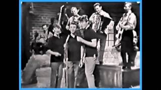 ♫ Bee Gees ♥ The Battle of The Blue & The Grey ♫