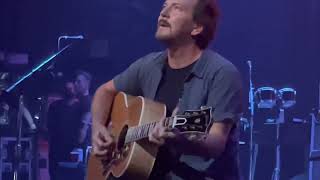 Pearl Jam Eddie Vedder *KEEP ME IN YOUR HEART* acapella version APOLLO THEATER Harlem live 9/10/22