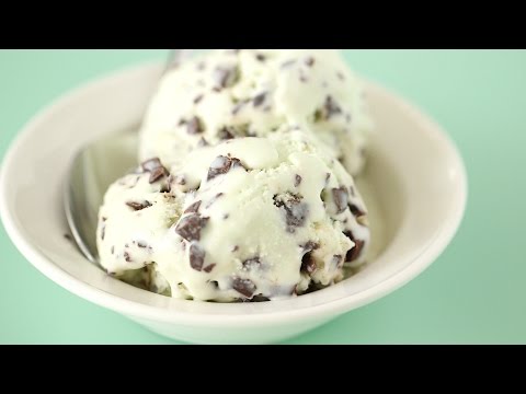 No-Churn Mint Chocolate Chip Ice Cream - Martha Stewart