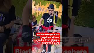 Download lagu biarlah sepi @saharabandofficial7060 @uyakbassisterai vocal @indra drum @gugungitar live dicoriz mp3 Download lagu biarlah sepi @saharabandofficial7060 @uyakbassisterai vocal @indra drum @gugungitar live dicoriz mp3