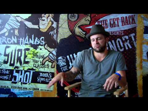 DJ Hero 2 | Multiplayer featurette (2010)