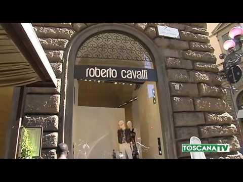 2017-07-15 FIRENZE - VIA TORNABUONI, CHIUDONO CAVALLI E GIACOSA