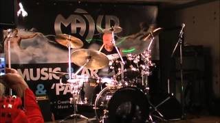 Nico Groen plays 12-8h bars.. Brecker-Brothers-Wakaria