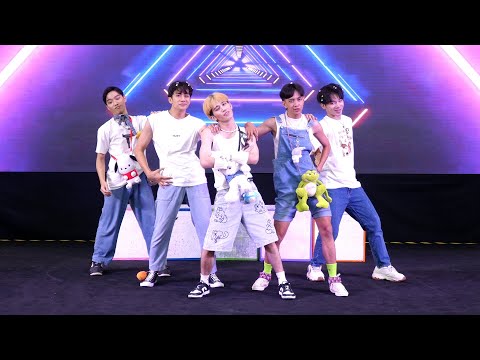 230716 AJEANS cover NewJeans - OMG @ The Mall Thapra