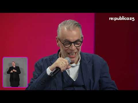 Video Thumbnail: [GEB] re:publica 25: Heidi Reichinnek - Wahlkampf 2.0