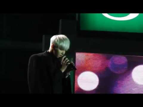 [Fancam] 141231 Wu Yifan performing "Time Boils The Rain" at Zhejiang TV Concert