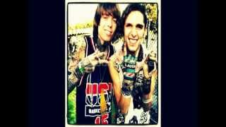 FrindLi Quinnli - Glad2Bbad