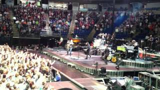 Bruce Springsteen - Lion's Den - State College, Pa. (11-1-12)