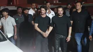 Pathaans in the house shah rukh khan arrives in style at salman khans bday Pathaan s in the house