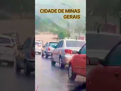 CHUVAS FORTES DEIXA RIO NO SABARÁ MINAS GERAIS CHEIO DEMAIS.