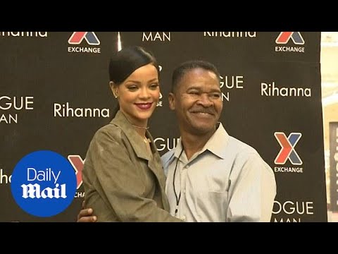 download lagu mp3 mp4 Rihanna London House Daily Mail, download lagu Rihanna London House Daily Mail gratis, unduh video klip Rihanna London House Daily Mail