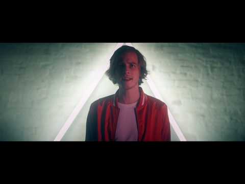WHITE DOMINOS - HEARTBEATS (OFFICIAL VIDEO)