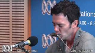G Love performs &#39;Peace Love &amp; Hapiness&#39; - ABC Radio National Breakfast