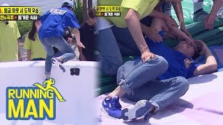 Yoo Jae Suk was Dancing All Over The Stage Just Like BTS, But..!! [Running Man Ep 405]