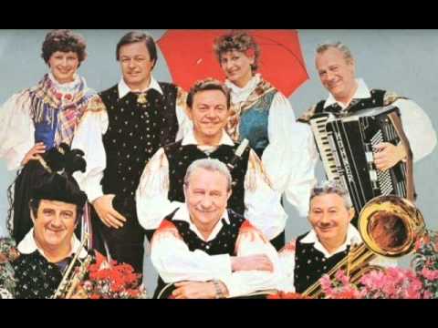 Ansambel bratov Avsenik - Lepo je biti muzikant