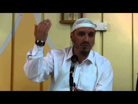 Ne qoftë se Imami gabon në namaz (pyetje) - Hoxhë Enis Rama