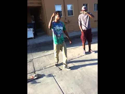 Freeystyle battle kush vs Bfresh  pt1