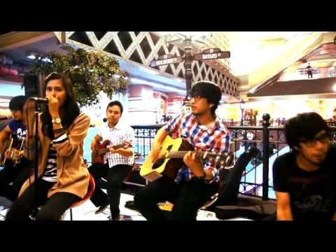 download lagu mp3 mp4 Torn Sunset, download mp3 Torn Sunset free downloadn, video klip Torn Sunset