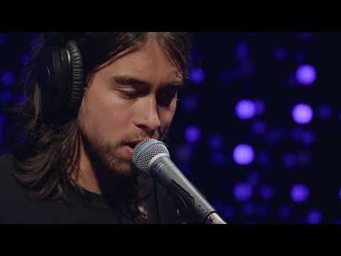 (Sandy) Alex G - Proud (Live on KEXP)