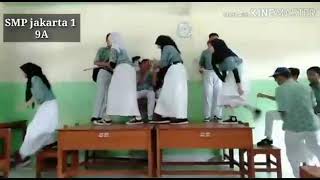 Download lagu Video ini lgi viral nih di status wa smp jakarta 1 maupun dari kelas 7 dan sampe kelas 9😂😄 mp3