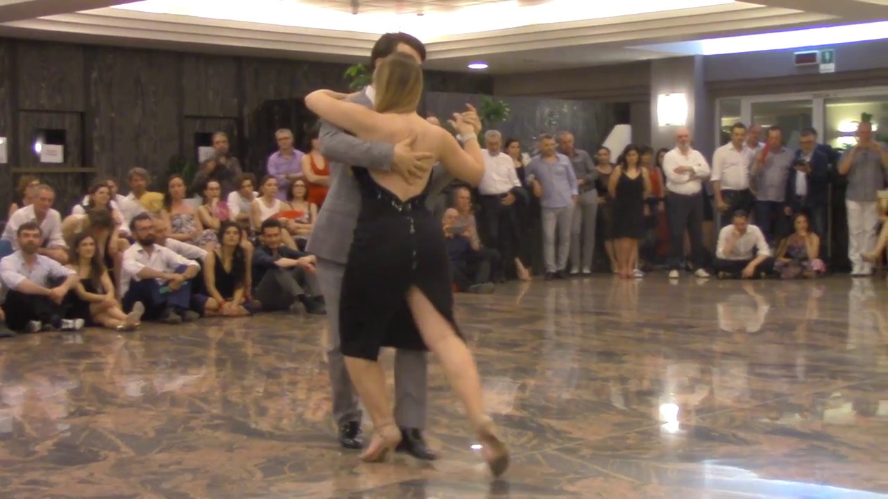 Maja Petrović  & Marko Miljević  - "Mientras vuelve el amor" - Caló/Podestá - 1