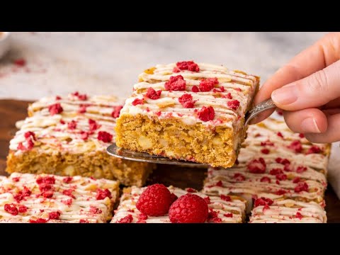 The simplest dessert in the world! Quick and delicious. Devoured in just 2 minutes!