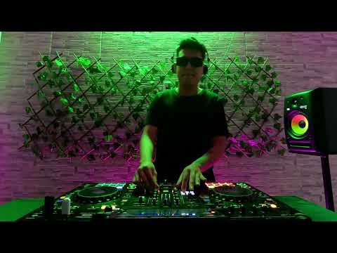 Wayne Madiedo Dj Set At Escena Local Studios (Tech House, House, Minimal)