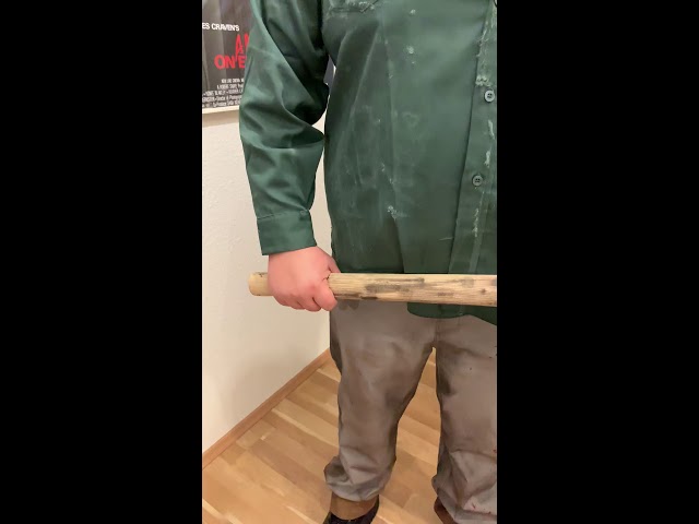 Vídeo relacionado con VNEWSCHI Llavero de película de terror Jason Voorhees, llavero de cosplay para mujeres y hombres, regalo de joyería de Halloween, gris, G