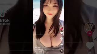 顔くらいの巨乳とかあり得るんですか！？【TikTok美女】