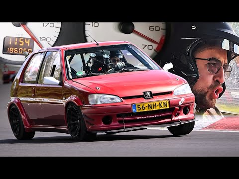 Peugeot 106 SCREAMING Merry Christmas vs Lost AMG! // Nürburgring