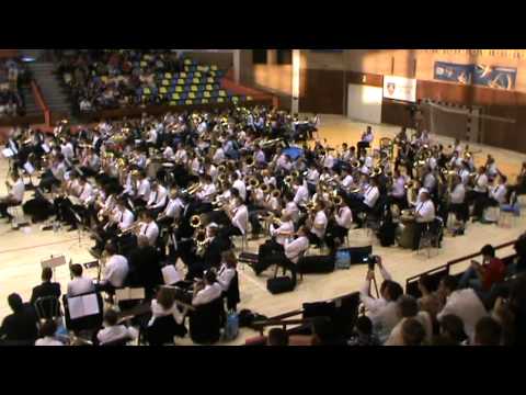 Cant de bucurie - Fanfarele reunite. Dirijor Traian Otlacan - Fest. Fanfarelor ARAD 2011