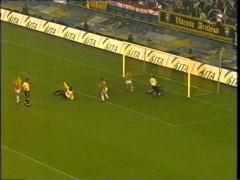 2001-11-24 Vitesse Arnhem - Roda JC 2-0