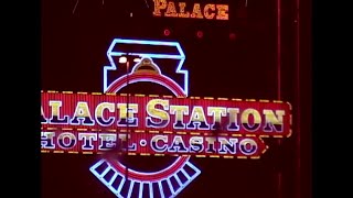 American Wrestlers - &quot;Kelly&quot; (Official Video)