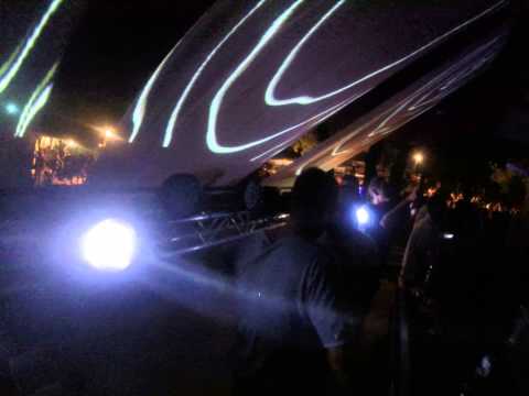 DJ Ralf plays_Bjarki at Cantieri Sonori park 2015_UnderwOrks visual mapping