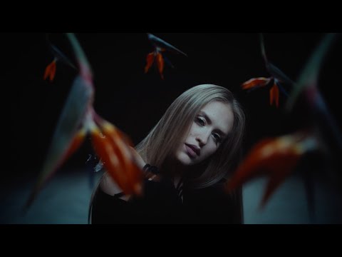 Delfi premjera. Naujausią kūrinį pristato sparčiai populiarėjanti atlikėja Iveta Svilainytė-IVEL