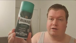Proraso-Dosenschaum und Hâttric