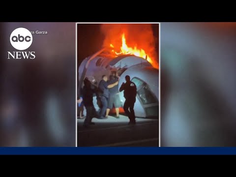 1 dead after private plane crashes onto Texas road, police say